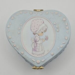 Vintage Precious Moments Heart Trinket Box – 1996 Enesco Keepsake